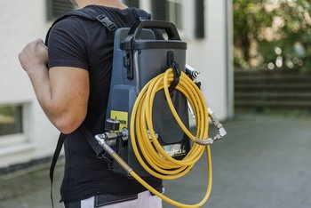 <p>De Wagner SprayPack Airless-rugzak is aangenaam om op de rug te dragen en eenvoudig naar de bouwplaats te transporteren.</p>
