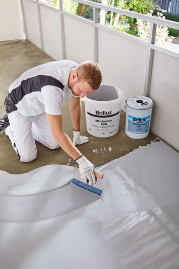 <p>Schraaplaag met 2K-Basecon 825 en Basecon Ad 826</p>