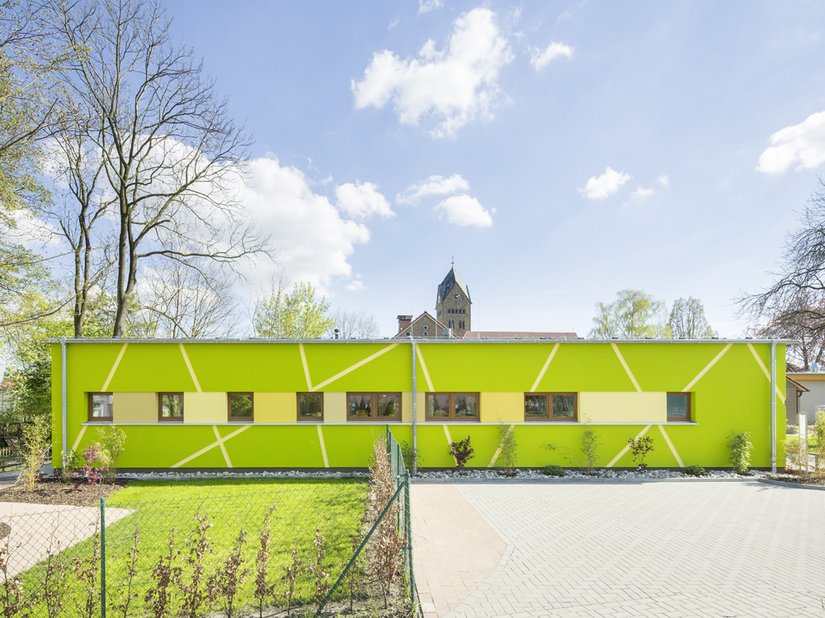 De zomers groene omgeving was de grootste inspiratiebron voor de vormgeving.