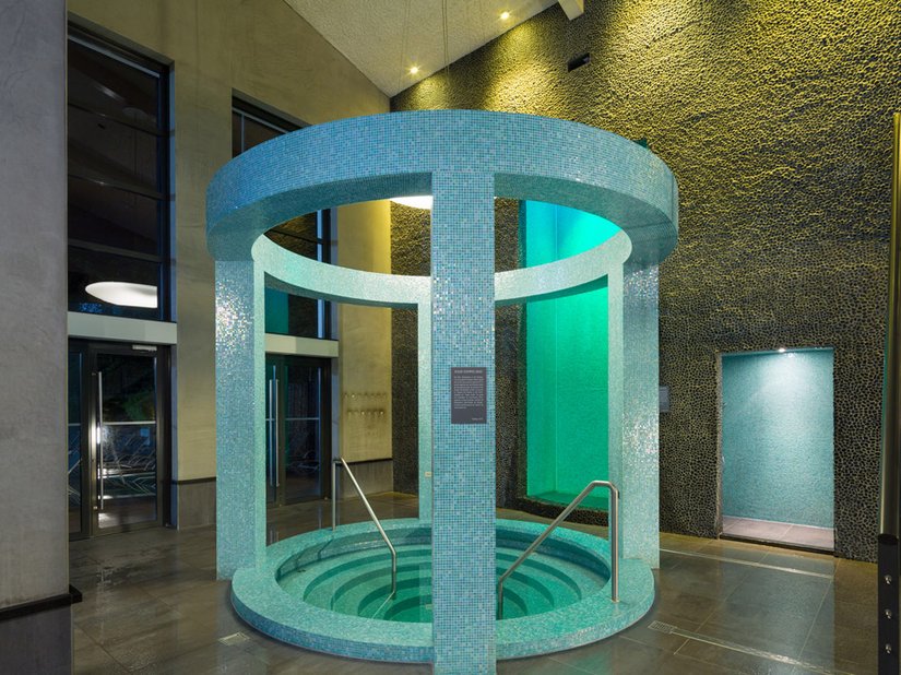 Het interieur is vormgegeven in natuurlijke, duurzame en uiterst stijlvolle materialen.