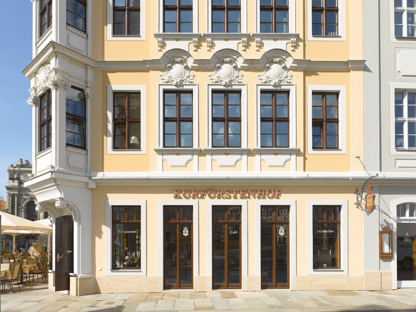 Slim verhuurd en eigentijds gebruikt: in de gereconstrueerde gebouwen bevinden zich een hotel-restaurant, winkels, kantoren en woningen.