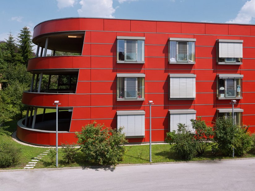 Dit woonzorgcentrum, door de opdrachtgever beschouwd als een ark ontworpen voor het welzijn van de bewoners, heeft een nieuwe verfbeurt gekregen.